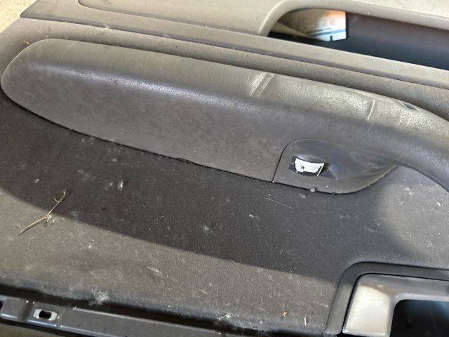 bontott AUDI A4 B7 Jobb első Ajtó Kárpit