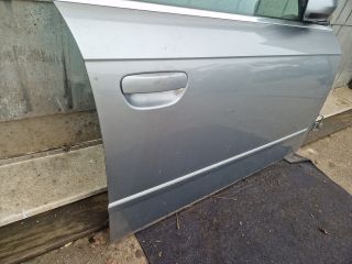 bontott AUDI A4 B7 Jobb első Ajtó (Részeivel)