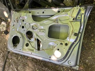 bontott AUDI A4 B7 Jobb első Ajtó (Üres lemez)