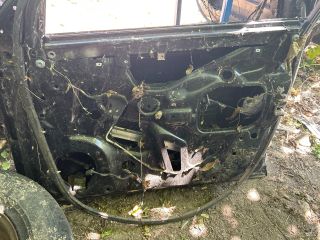 bontott AUDI A4 B7 Jobb első Ajtó (Üres lemez)