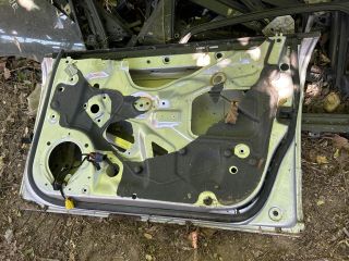 bontott AUDI A4 B7 Jobb első Ajtó (Üres lemez)