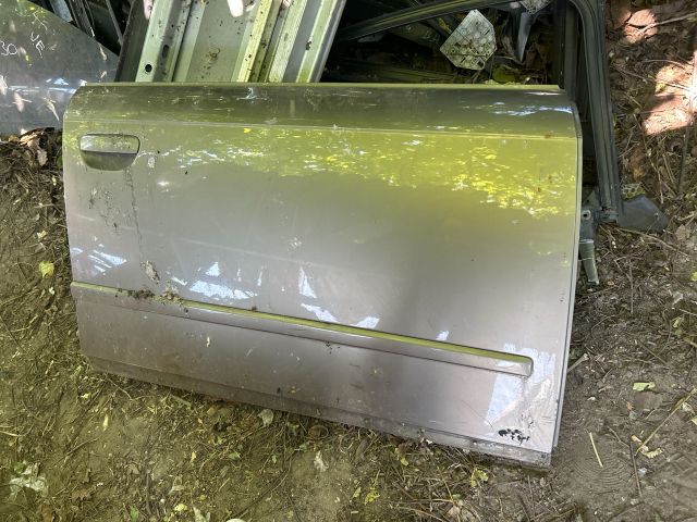 bontott AUDI A4 B7 Jobb első Ajtó (Üres lemez)