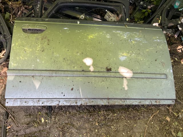 bontott AUDI A4 B7 Jobb első Ajtó (Üres lemez)