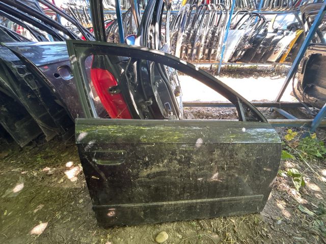bontott AUDI A4 B7 Jobb első Ajtó (Üres lemez)