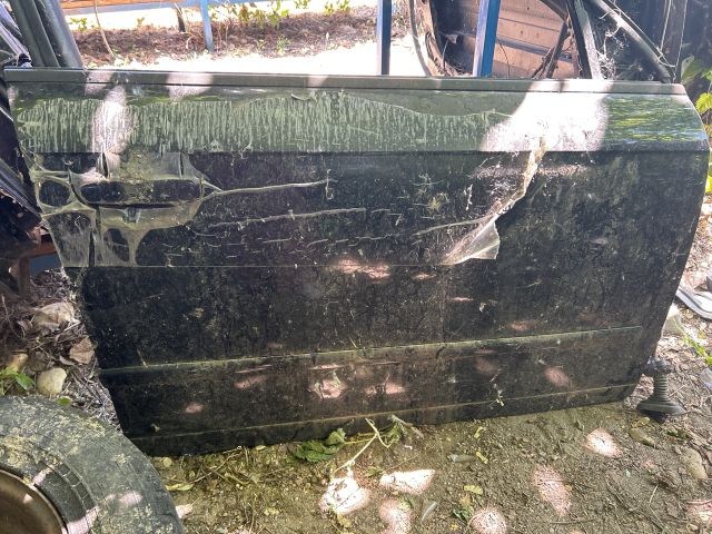 bontott AUDI A4 B7 Jobb első Ajtó (Üres lemez)