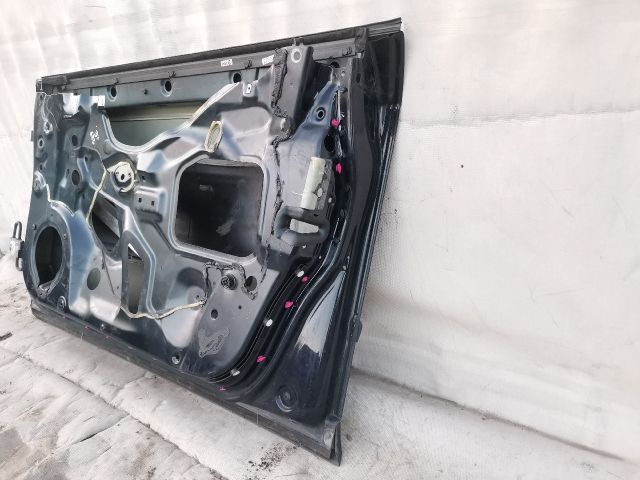 bontott AUDI A4 B7 Jobb első Ajtó (Üres lemez)