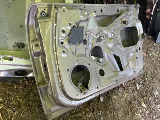 bontott AUDI A4 B7 Jobb első Ajtó (Üres lemez)