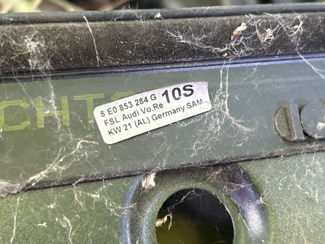 bontott AUDI A4 B7 Jobb első Ajtó (Üres lemez)