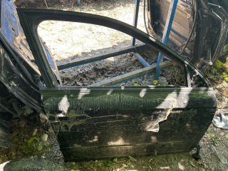 bontott AUDI A4 B7 Jobb első Ajtó (Üres lemez)