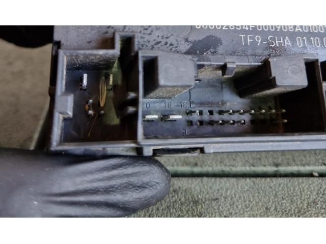 bontott AUDI A4 B7 Jobb első Ajtó Vezérlőegység