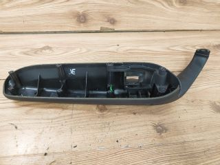 bontott AUDI A4 B7 Jobb első Ajtóbehúzó