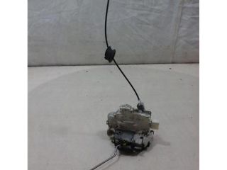 bontott AUDI A4 B7 Jobb első Ajtózár