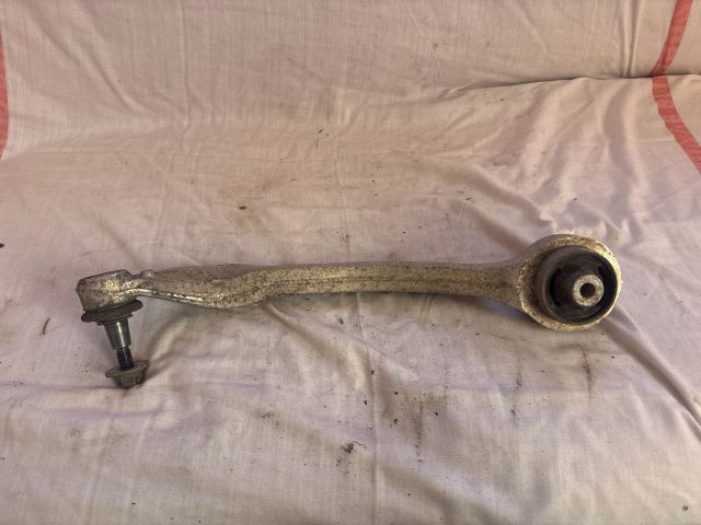 bontott AUDI A4 B7 Jobb első Alsó Első Lengőkar