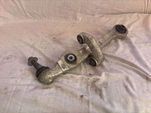 bontott AUDI A4 B7 Jobb első Alsó Első Lengőkar