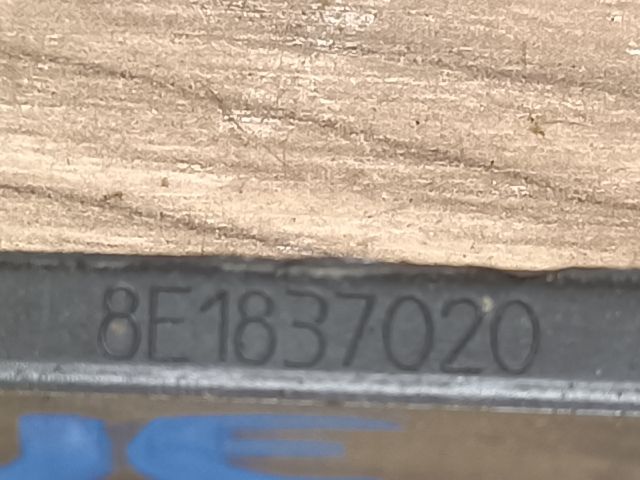 bontott AUDI A4 B7 Jobb első Belső Kilincs