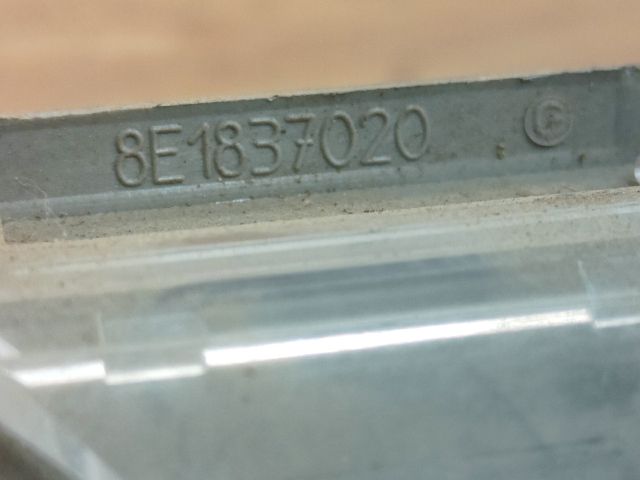 bontott AUDI A4 B7 Jobb első Belső Kilincs