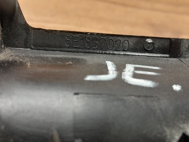 bontott AUDI A4 B7 Jobb első Belső Kilincs