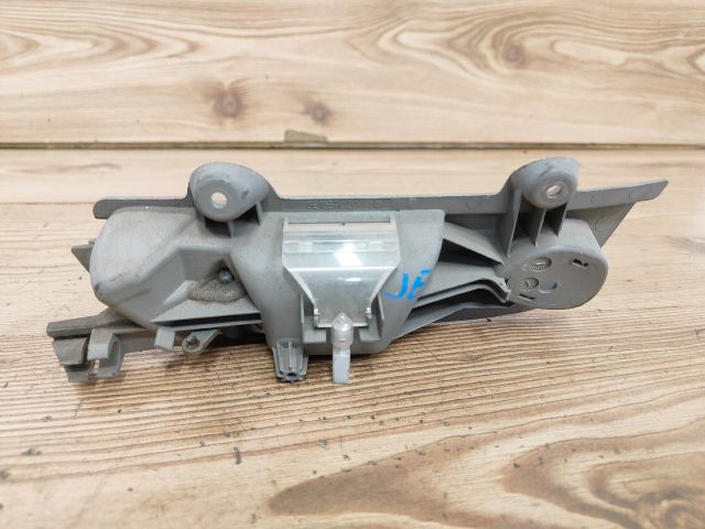 bontott AUDI A4 B7 Jobb első Belső Kilincs