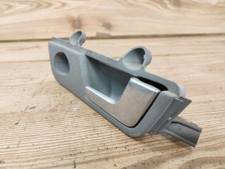 bontott AUDI A4 B7 Jobb első Belső Kilincs