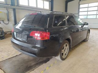 bontott AUDI A4 B7 Jobb első Belső Küszöb Burkolat