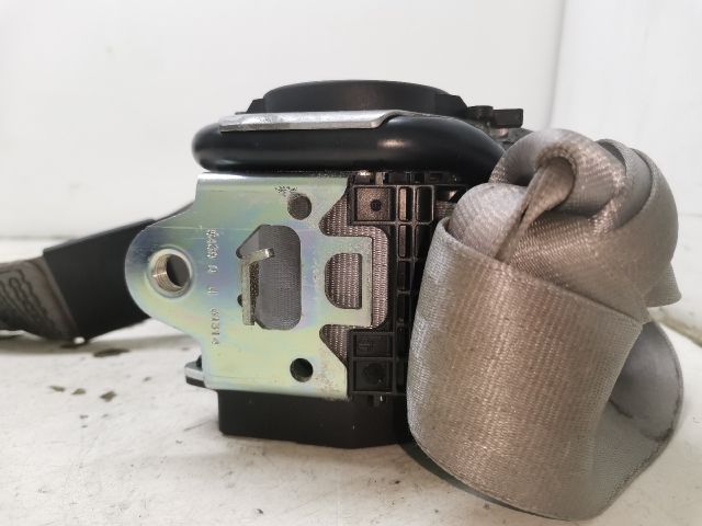 bontott AUDI A4 B7 Jobb első Biztonsági Öv