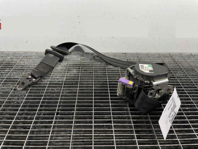 bontott AUDI A4 B7 Jobb első Biztonsági Öv