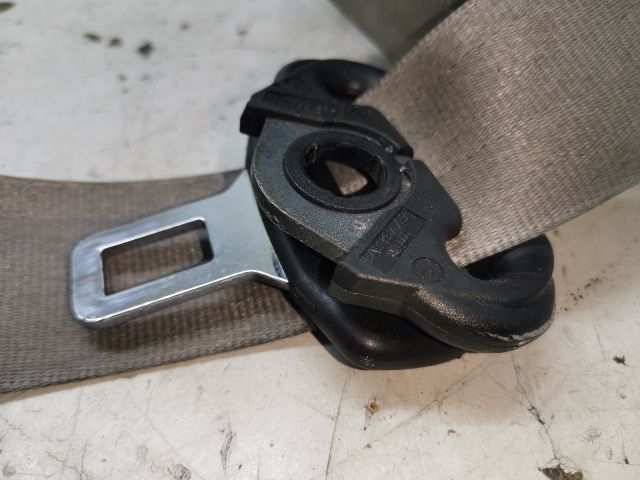 bontott AUDI A4 B7 Jobb első Biztonsági Öv