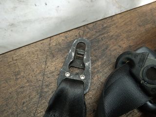 bontott AUDI A4 B7 Jobb első Biztonsági Öv