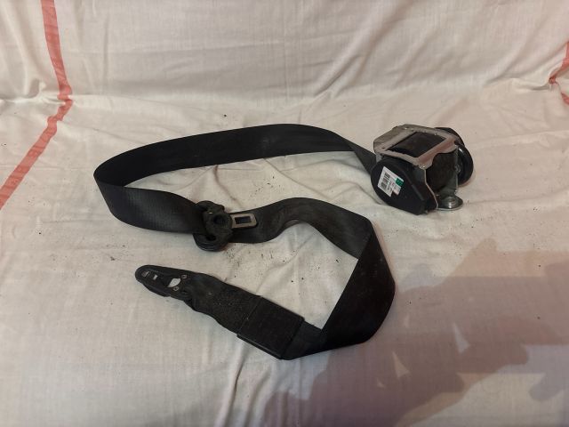 bontott AUDI A4 B7 Jobb első Biztonsági Öv
