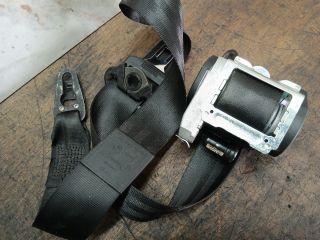 bontott AUDI A4 B7 Jobb első Biztonsági Öv