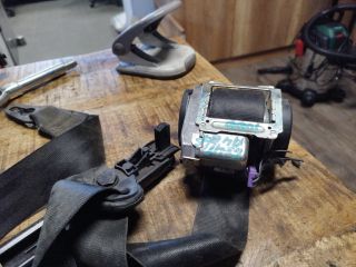 bontott AUDI A4 B7 Jobb első Biztonsági Öv