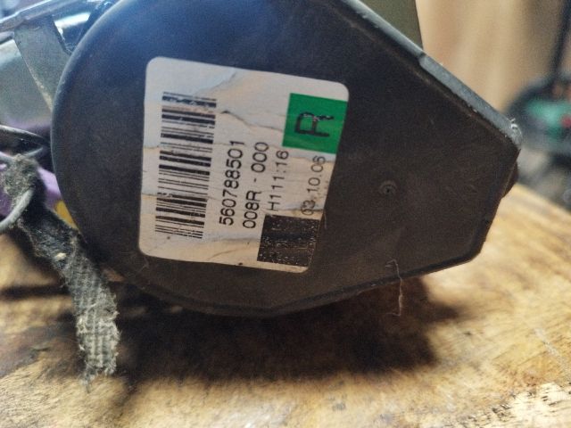 bontott AUDI A4 B7 Jobb első Biztonsági Öv