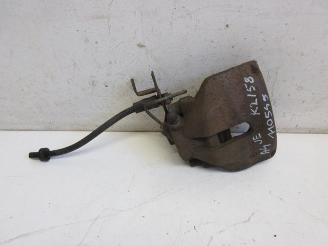 bontott AUDI A4 B7 Jobb első Féknyereg Munkahengerrel