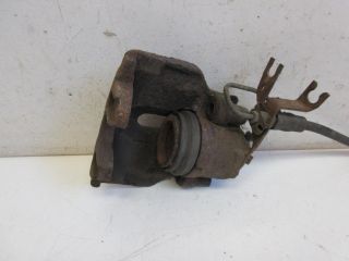 bontott AUDI A4 B7 Jobb első Féknyereg Munkahengerrel