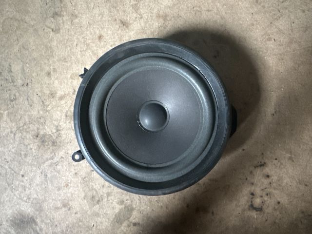 bontott AUDI A4 B7 Jobb első Hangszóró
