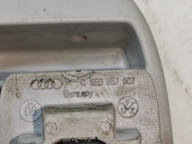 bontott AUDI A4 B7 Jobb első Kapaszkodó (Felső)