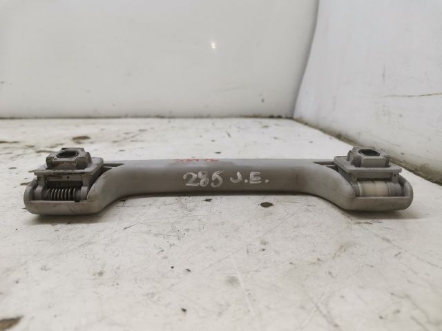 bontott AUDI A4 B7 Jobb első Kapaszkodó (Felső)