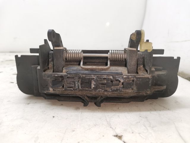 bontott AUDI A4 B7 Jobb első Külső Kilincs