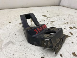 bontott AUDI A4 B7 Jobb első Küszöb Tartó