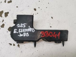 bontott AUDI A4 B7 Jobb első Lökhárító Tartó (Műanyag)