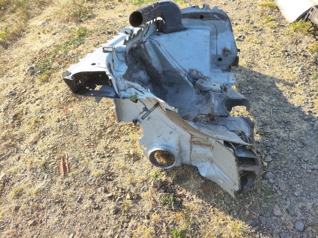 bontott AUDI A4 B7 Jobb első Negyed Karosszéria Csomag