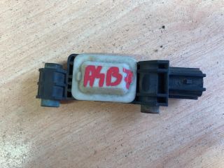 bontott AUDI A4 B7 Jobb első Oldal Ütközés Érzékelő