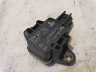 bontott AUDI A4 B7 Jobb első Oldal Ütközés Érzékelő