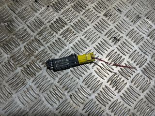 bontott AUDI A4 B7 Jobb első Oldal Ütközés Érzékelő