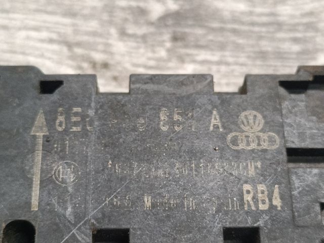 bontott AUDI A4 B7 Jobb első Oldal Ütközés Érzékelő