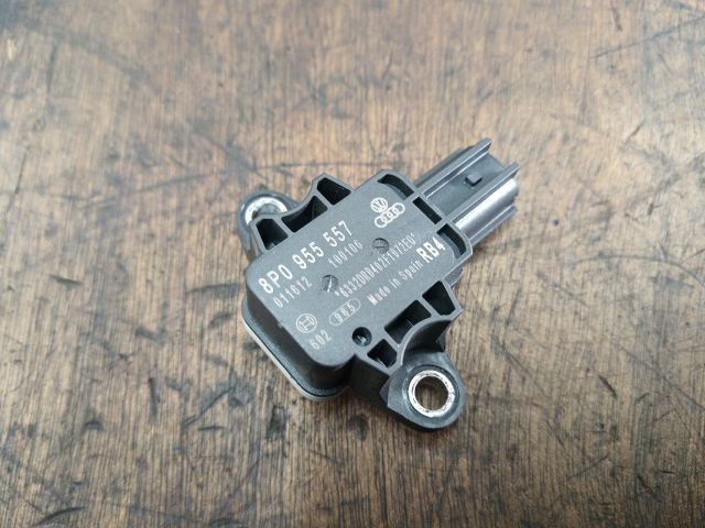 bontott AUDI A4 B7 Jobb első Oldal Ütközés Érzékelő