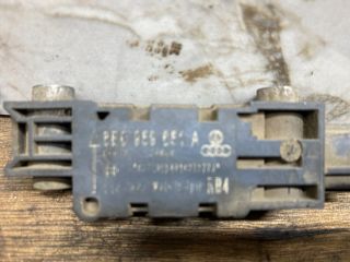 bontott AUDI A4 B7 Jobb első Oldal Ütközés Érzékelő