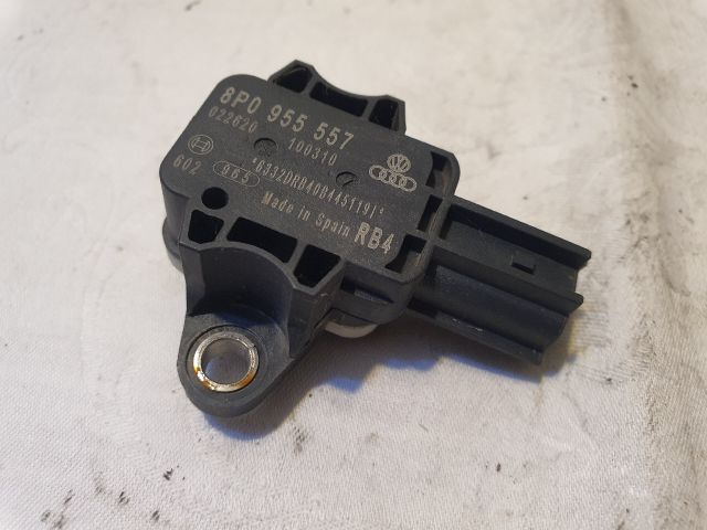 bontott AUDI A4 B7 Jobb első Oldal Ütközés Érzékelő