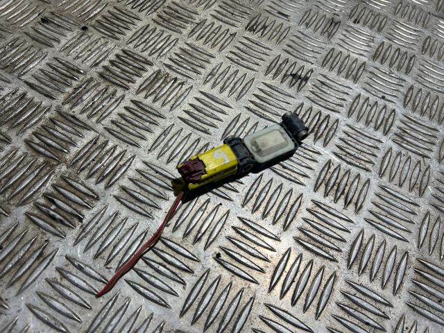 bontott AUDI A4 B7 Jobb első Oldal Ütközés Érzékelő