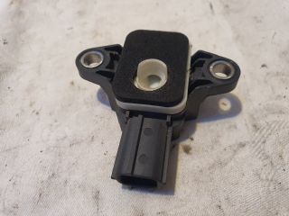 bontott AUDI A4 B7 Jobb első Oldal Ütközés Érzékelő